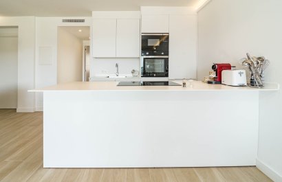 Resale - Apartment / flat - Marbella - Nueva Andalucía