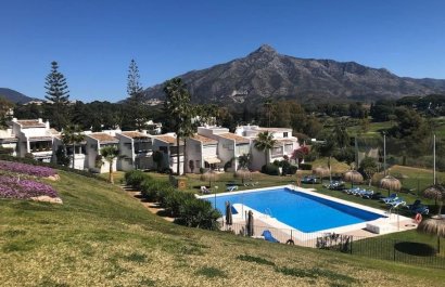 Resale - Apartment / flat - Marbella - Nueva Andalucía