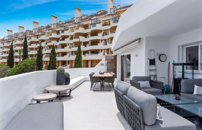 Resale - Apartment / flat - Marbella - Nueva Andalucía