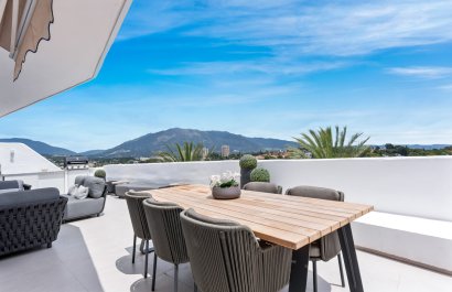 Resale - Apartment / flat - Marbella - Nueva Andalucía
