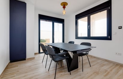 Resale - Villa - Torrevieia - La Mata