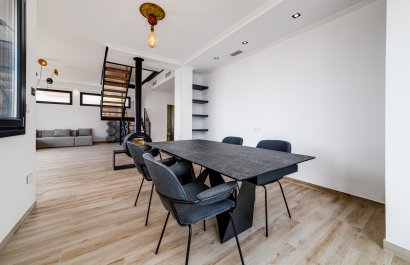 Resale - Villa - Torrevieia - La Mata