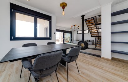 Resale - Villa - Torrevieia - La Mata