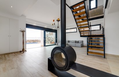 Resale - Villa - Torrevieia - La Mata