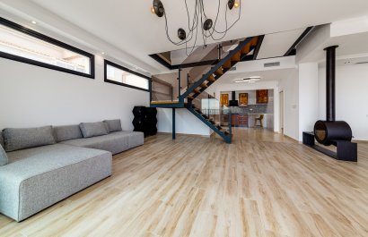 Resale - Villa - Torrevieia - La Mata