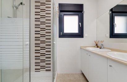 Resale - Villa - Torrevieia - La Mata