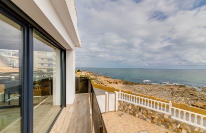 Resale - Villa - Torrevieia - La Mata
