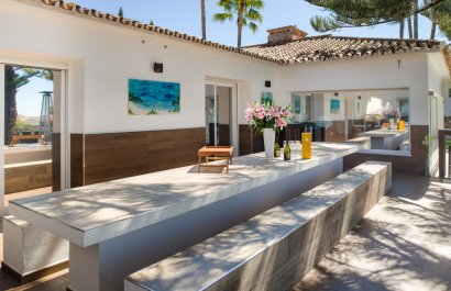 Resale - Villa - Marbella - Elviria
