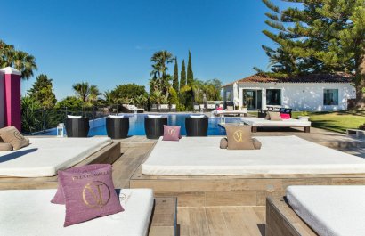 Resale - Villa - Marbella - Elviria