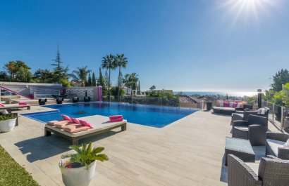 Resale - Villa - Marbella - Elviria