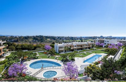 Resale - Apartment / flat - Benahavís - Atalaya Park