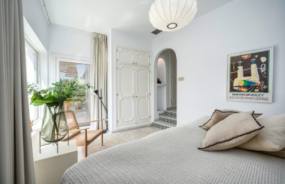 Resale - Villa - Marbella - Nueva Andalucía