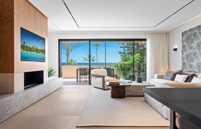 Resale - Apartment / flat - Estepoa - New Golden Mile