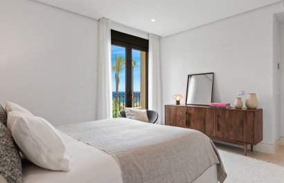 Resale - Apartment / flat - Estepoa - New Golden Mile