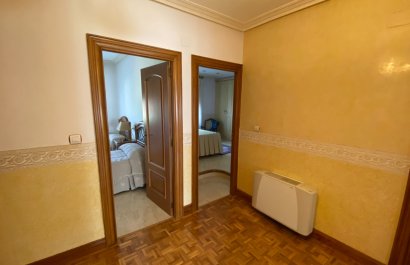 Reventa - Villa - Petrer