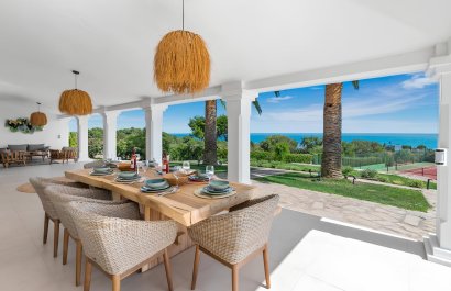 Resale - Villa - Estepoa - New Golden Mile