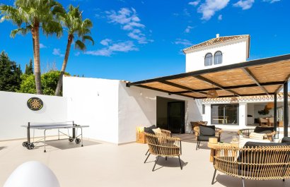 Resale - Villa - Estepoa - New Golden Mile