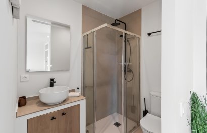 Resale - Villa - Estepoa - New Golden Mile