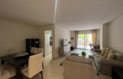 Resale - Apartment / flat - Marbella - Nueva Andalucía