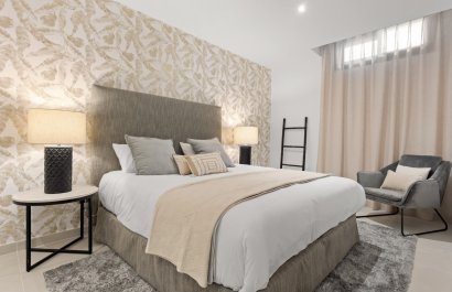 Resale - Villa - Marbella - Puerto Banús