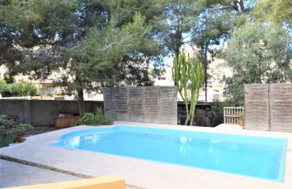 Resale - Villa - Orihuela Costa - Villamartín