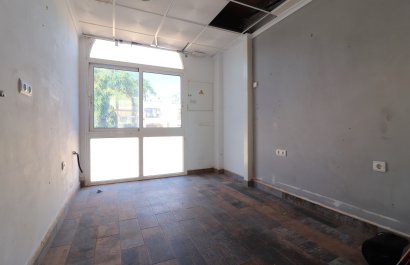 Resale - Commercial - Algorfa - La finca Golf