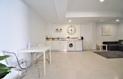 Resale - Villa - Orihuela Costa - Villamartín