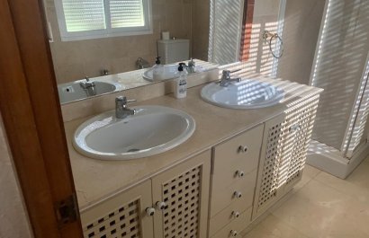 Resale - Apartment / flat - Marbella - Nagueles