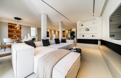 Resale - Apartment / flat - Benahavís - Puerto de los Almendros