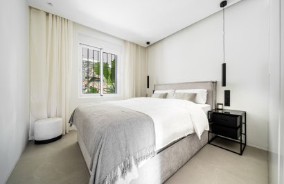 Resale - Apartment / flat - Benahavís - Puerto de los Almendros