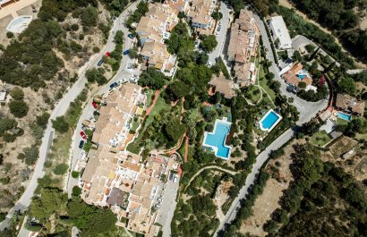 Resale - Apartment / flat - Benahavís - Puerto de los Almendros