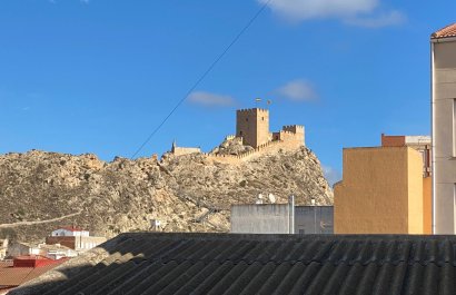 Resale - Apartment / flat - Sax