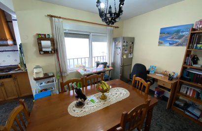 Resale - Apartment / flat - Sax