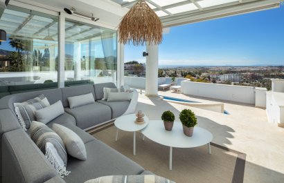 Resale - Villa - Marbella - Nueva Andalucía
