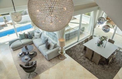 Resale - Villa - Marbella - Nueva Andalucía
