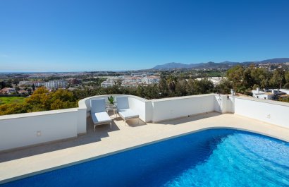 Resale - Villa - Marbella - Nueva Andalucía