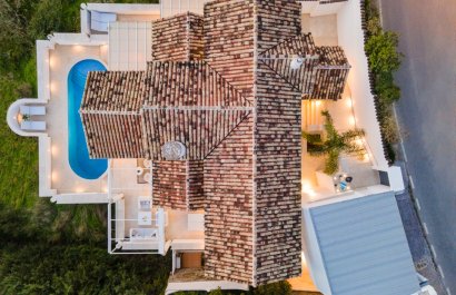 Resale - Villa - Marbella - Nueva Andalucía