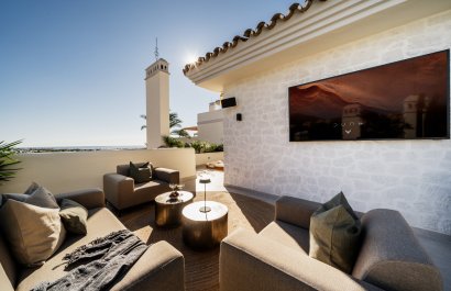 Resale - Villa - Marbella - Nueva Andalucía