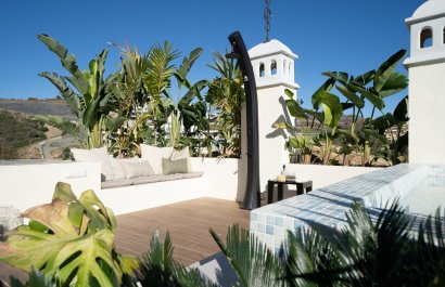 Resale - Villa - Marbella - Nueva Andalucía