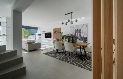 Resale - Townhouse / Duplex / Corner - Marbella - Nueva Andalucía