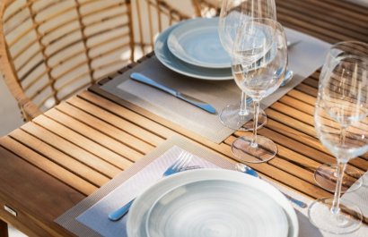 Resale - Townhouse / Duplex / Corner - Marbella - Nueva Andalucía