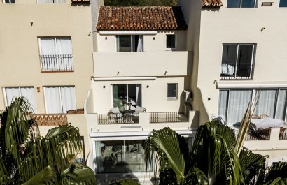 Resale - Townhouse / Duplex / Corner - Marbella - Nueva Andalucía