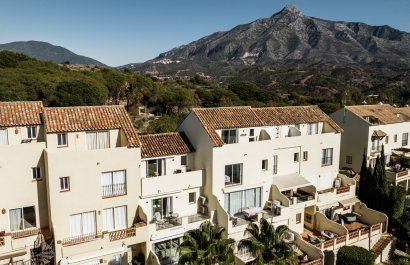 Resale - Townhouse / Duplex / Corner - Marbella - Nueva Andalucía