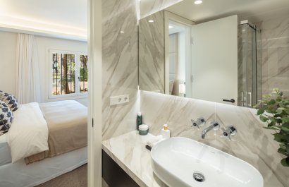 Resale - Apartment / flat - Marbella - Golden Mile