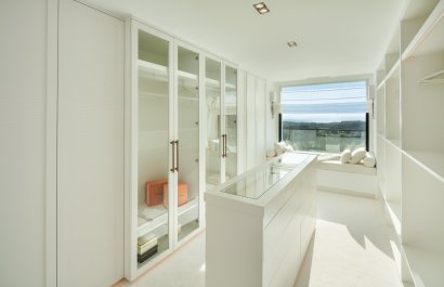 Resale - Villa - Marbella - Nueva Andalucía