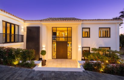 Resale - Villa - Marbella - Nueva Andalucía