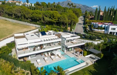 Resale - Villa - Marbella - Nueva Andalucía