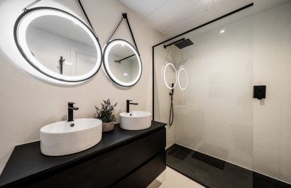 Resale - Apartment / flat - Benahavís - La Quinta