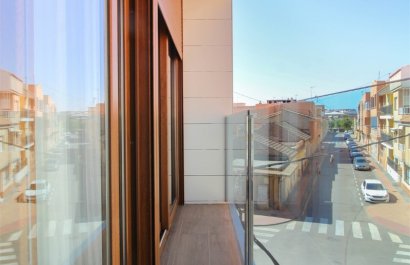 Reventa - Townhouse / Duplex - Los Alcázares