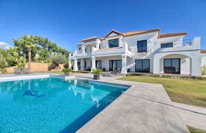 Resale - Villa - Estepoa - Los Flamingos